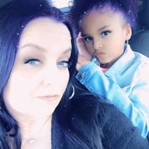 Meet your Posher, Theresa